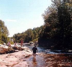 Motel Evangeline  в Шарлевуа