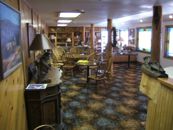 River Forks Inn 