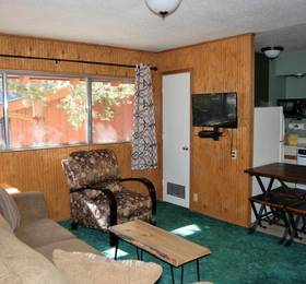 Edelweiss Lodge  в Калифорнии