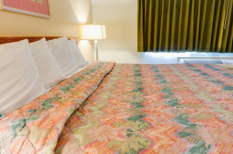 Coastview Inn 