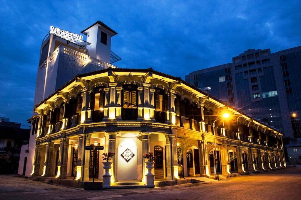 Museum Hotel  4*
