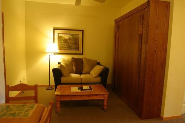Anaco Inn 