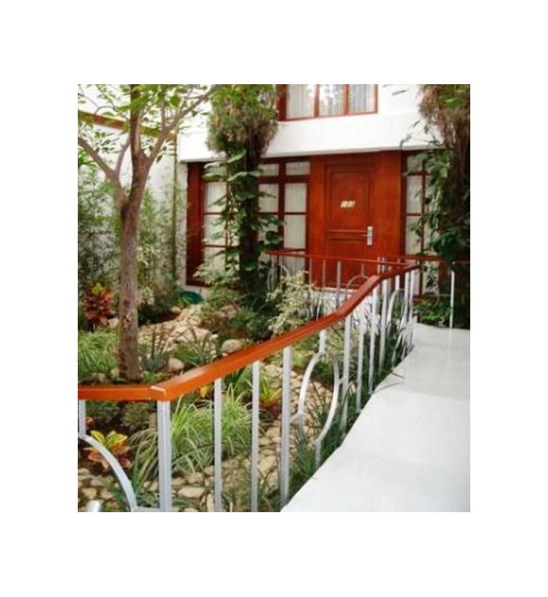 Hotel Q 