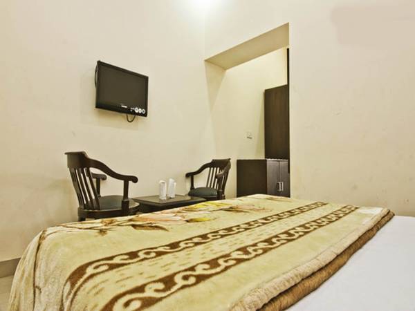 The Hospitality Home Bed & Breakfast  2* Индия, Дели