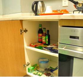 i Shangju Service Apartment в Шанхае
