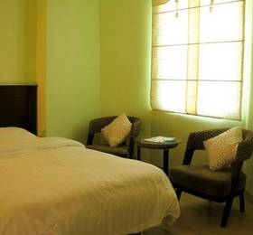 Sanya Relax Concise Hotel  в Хайнане