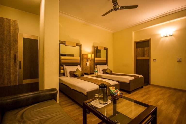 The Suncourt Hotel Yatri 