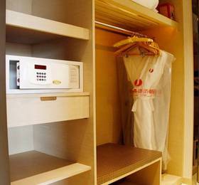 Beijing Riverside Hotel  в Пекине