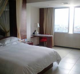 Huangma Holiday Hotel  в Хайнане