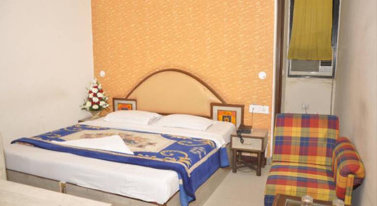 Hotel Ivory Palace