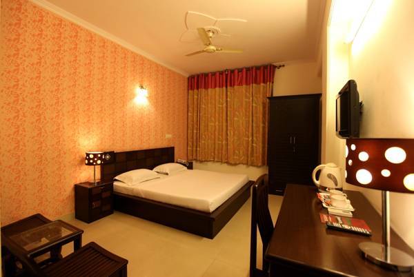 Hotel Airport Inn  3* Индия, Дели