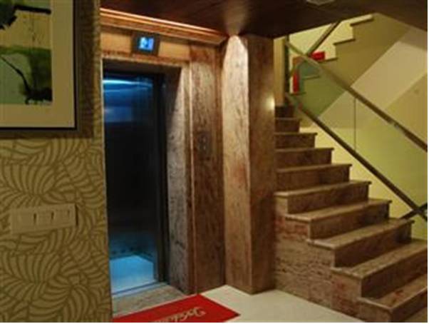Omega Residency  Индия, Дели