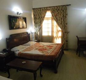 Hotel Mid Town  в Дели