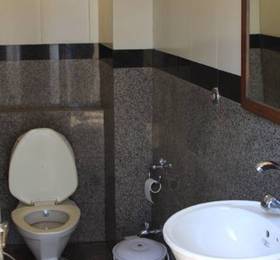 Vivek Hotel  в Дели