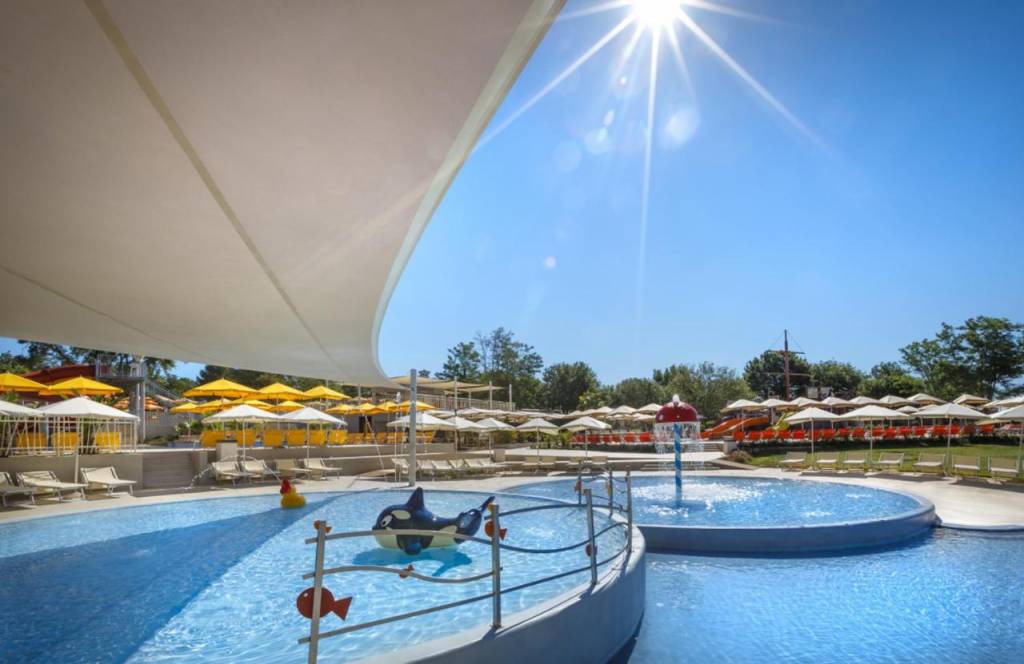Lanterna Premium Camping Resort by Valamar 4*