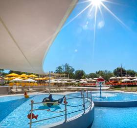 Lanterna Premium Camping Resort by Valamar в Истрии