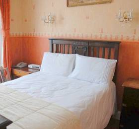Brighton House Guesthouse (Ireland)  в Типперэри