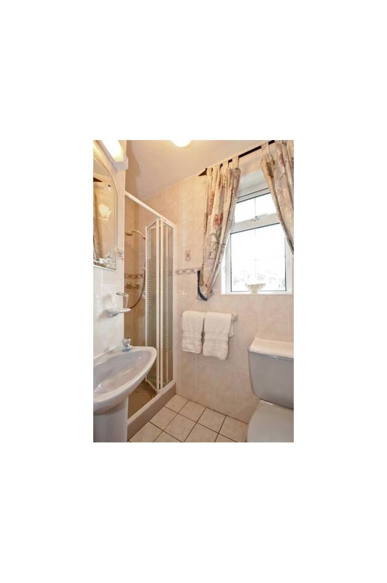 Shanlin House Bed and Breakfast 