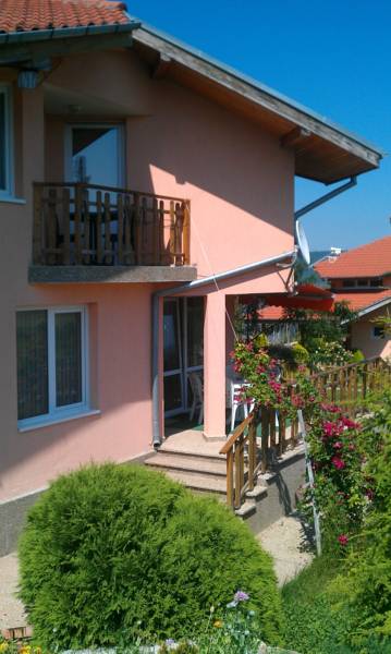 Saint Patrick Holiday Village 