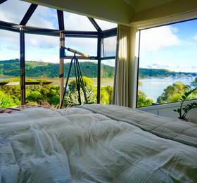 Le Chalet Waiheke Apartments  в Окленде