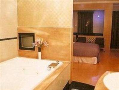 Midi Motel Nan Tse Branch  3* Тайвань, Каушсьюнг