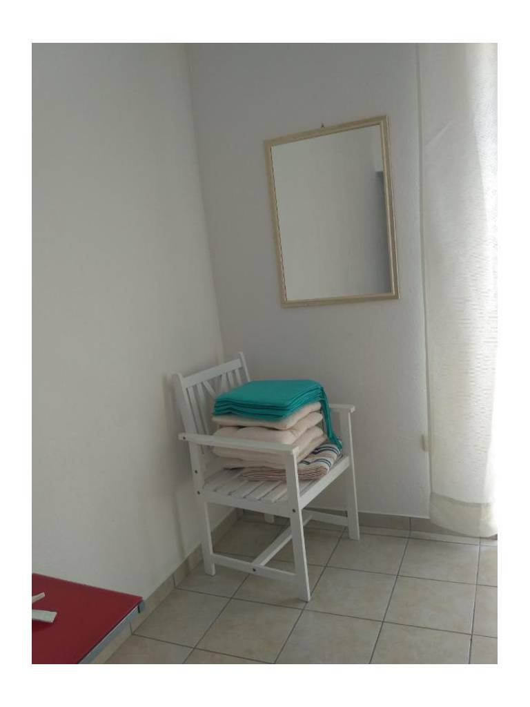 Central Studio Apartments 