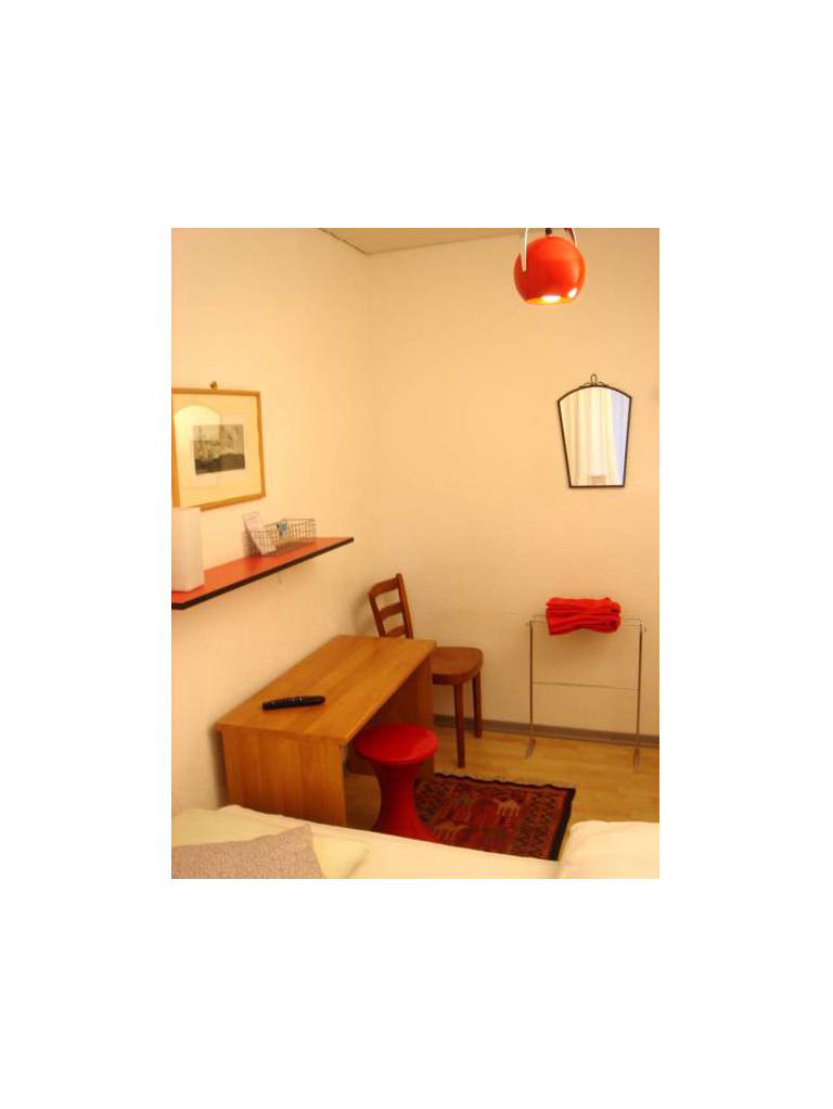 Dakini's Bed & Breakfast 
