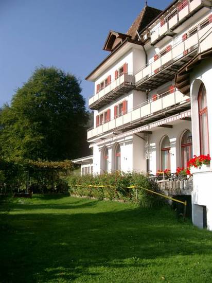 Credo Schloss Unspunnen  Швейцария, Берн