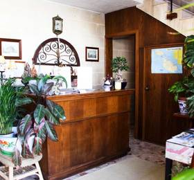 Green Grove Guest House  в Сент-Джордж Бей