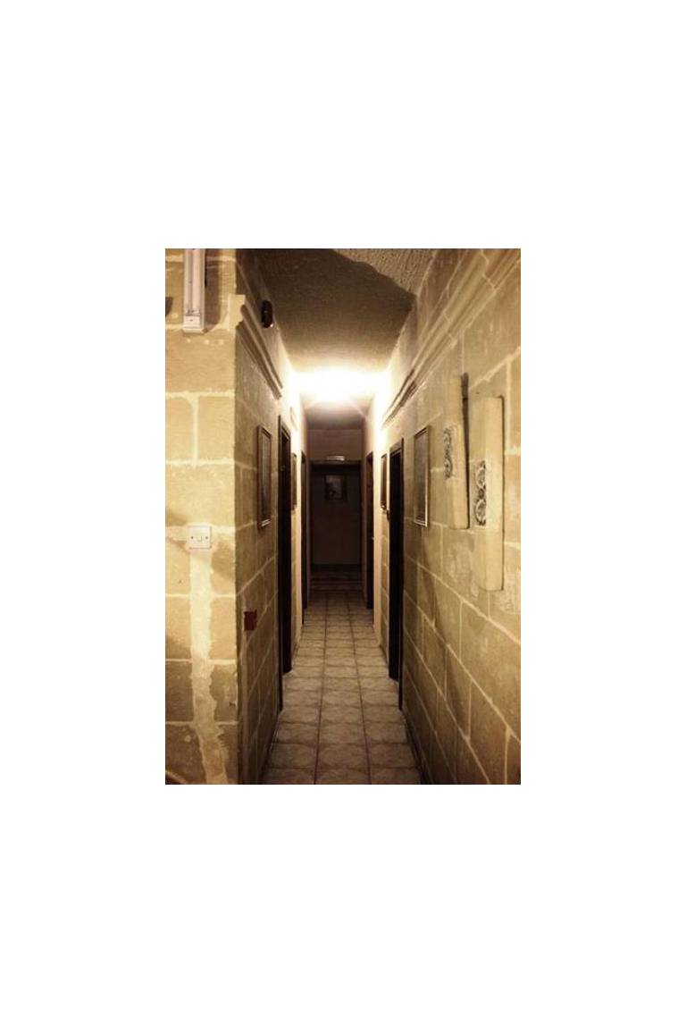 Green Grove Guest House 