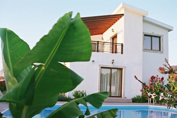 Ave Mare Beach Villas  Кипр, Пафос