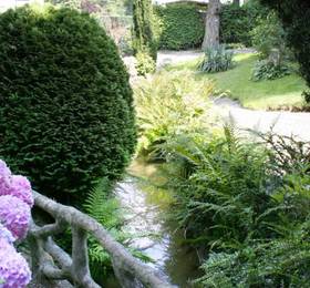 B&B La Source Fleurie  в Намюре