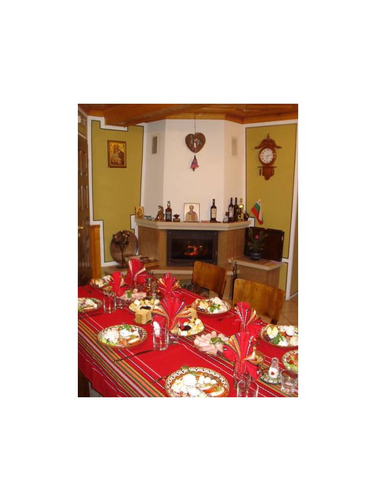 Traditsia Guest House 