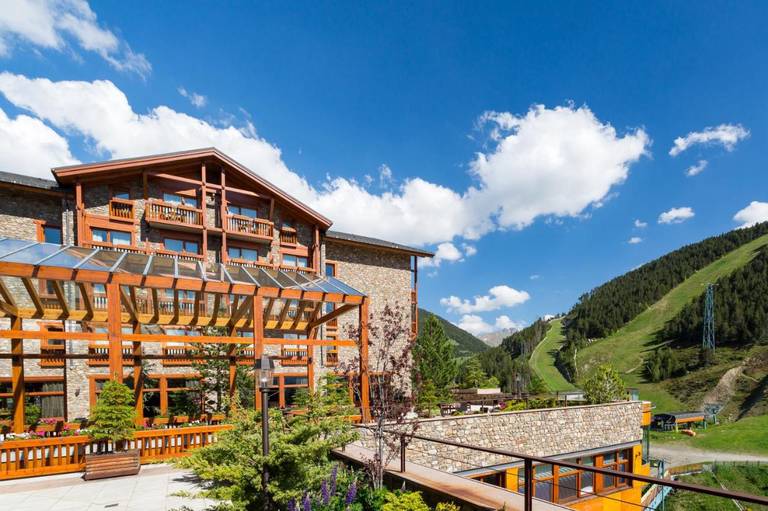 Sport Hotel Village