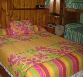 Hostal Los Delfines  в Вальпараисо