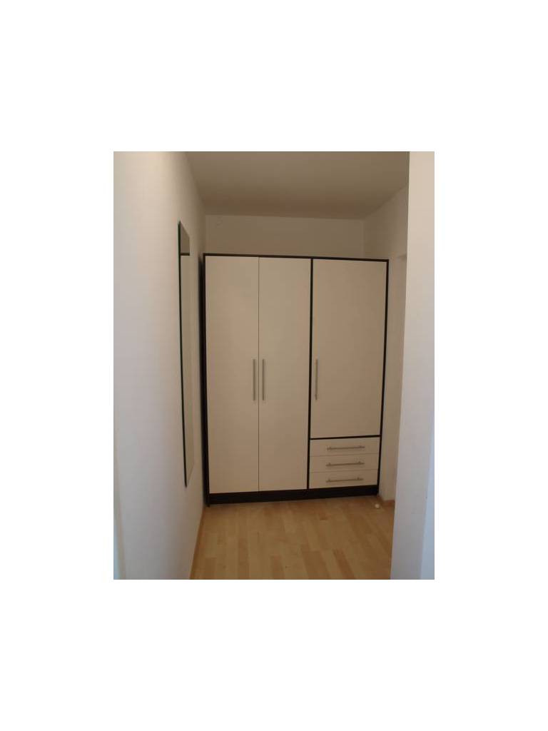 Lake View Apartment 