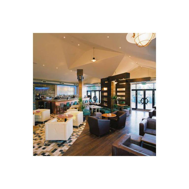 Twelfth Lock Hotel 