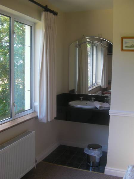 Groveside Farm B&B 