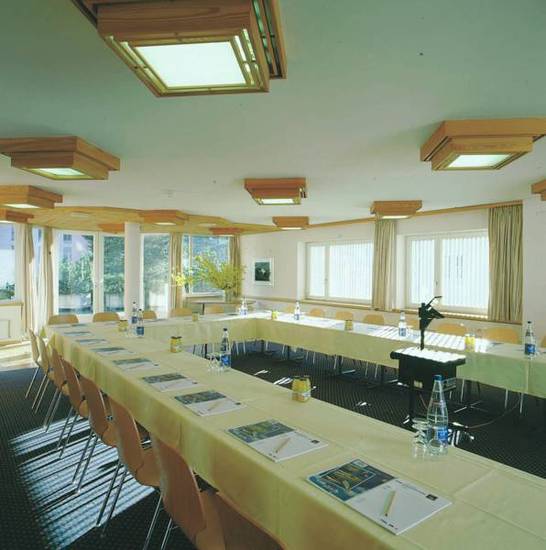 Alpin Sherpa Hotel  3* Швейцария, Берн
