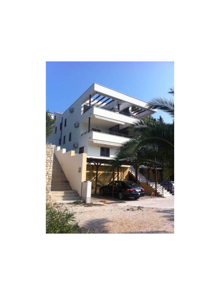 Moenia Apartments 