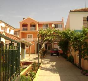 Туры в Apartments Tutina  в Хорватии