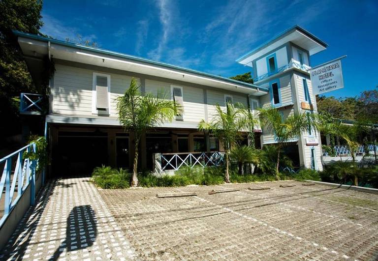 Hotel Plaza Yara 