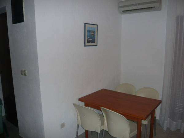 Apartments Klara  3* Хорватия, Брач