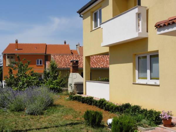 Apartments Emma  3* Хорватия, Задар