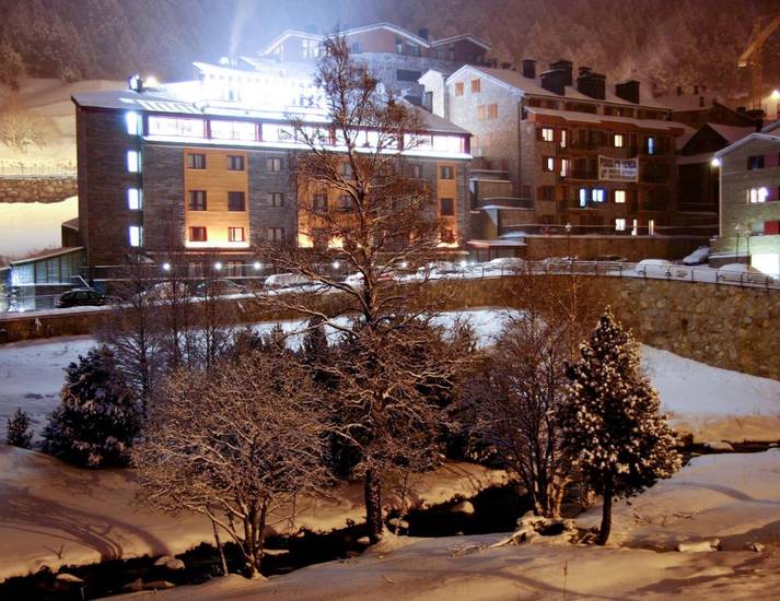 Hotel Galanthus  4* Андорра, Канильо