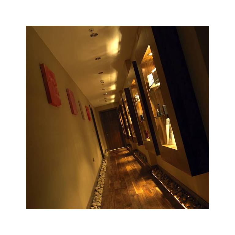 Westgrove Hotel 