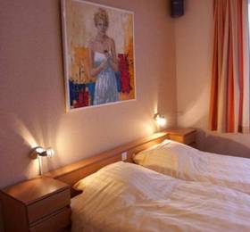 Hotel Tegenover  в Антверпене