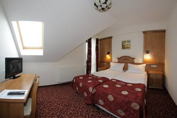 Hotel Sf. Petru  4* Румыния, Алба-юлия