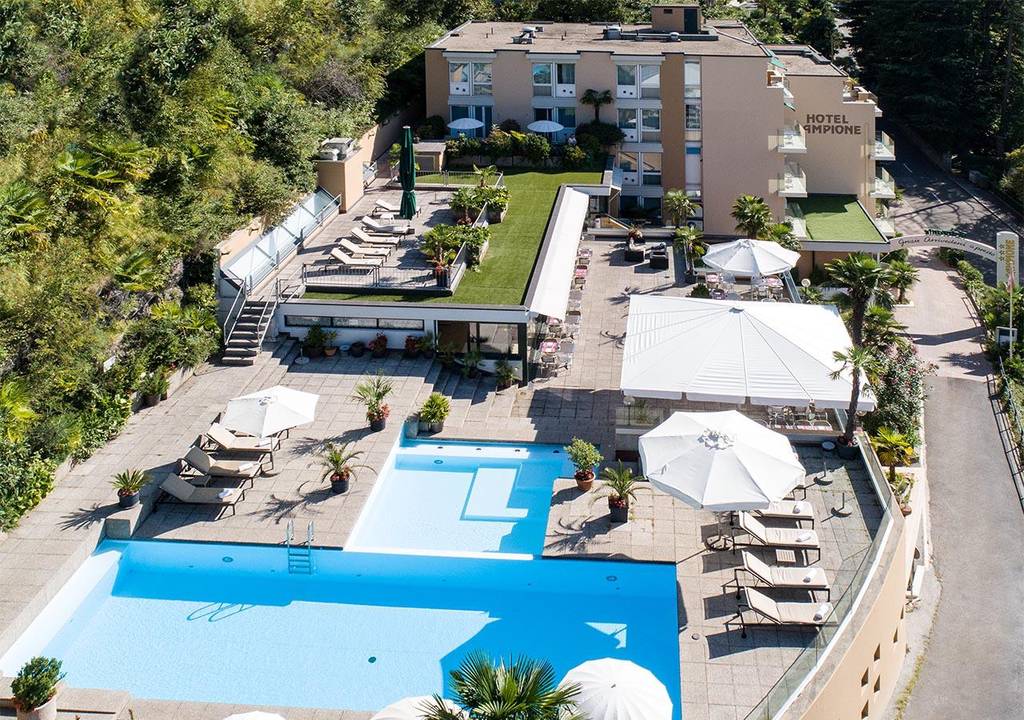 Hotel Campione  3*