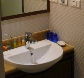 Harmony Hotel  в Каушсьюнге